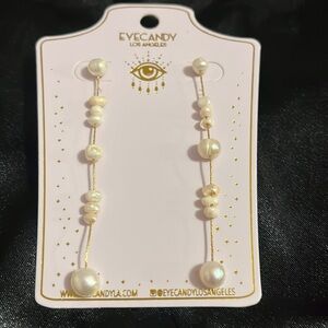 NWOT anthropologie long pearl earrings!